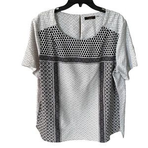 Fylo Tunic Top Geo Pattern Short Sleeves Sz XL